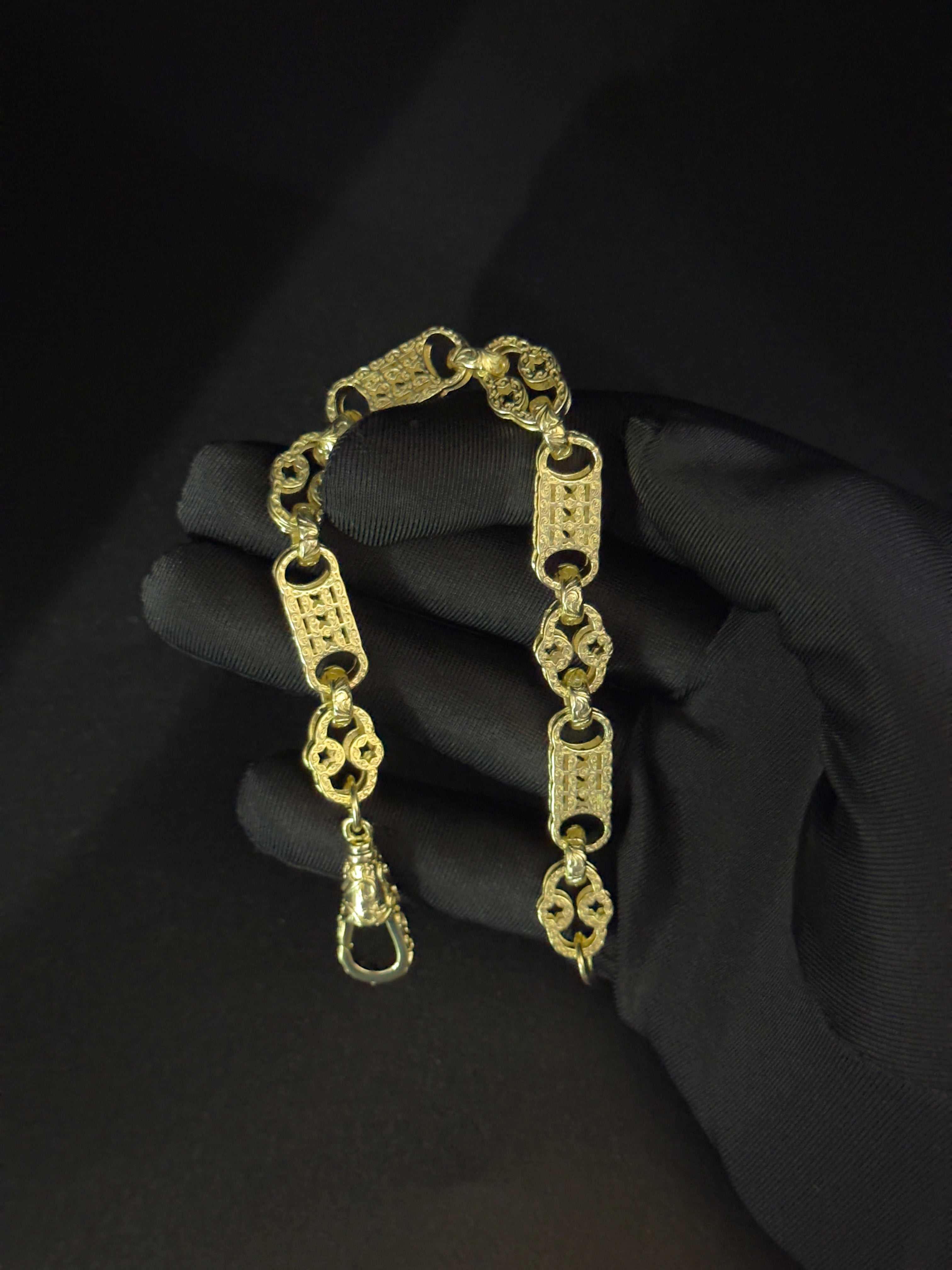 9ct Gold Filled Stars & Bars Bracelet 10mm