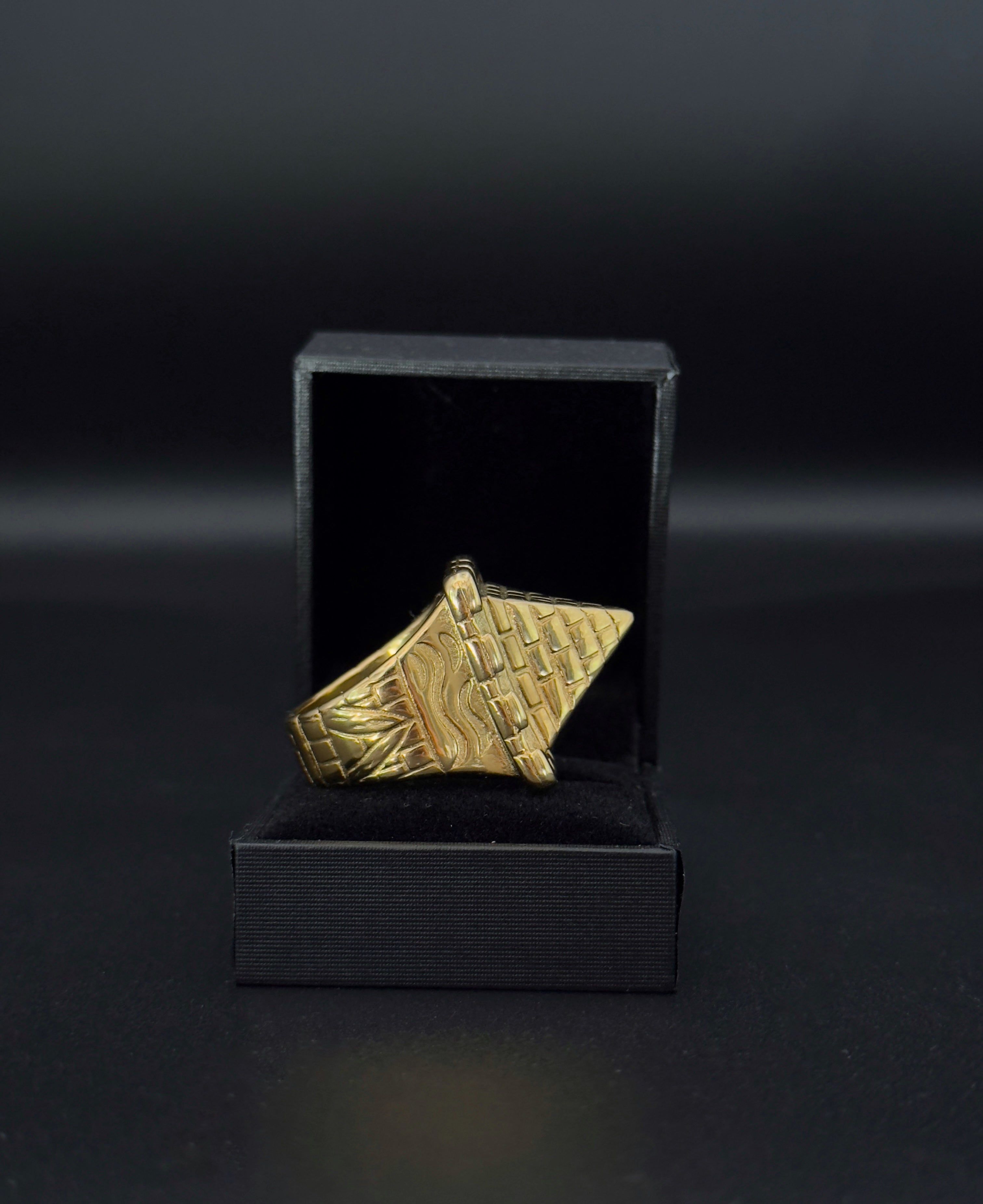 9ct Gold Filled Castle Pyramid Ring