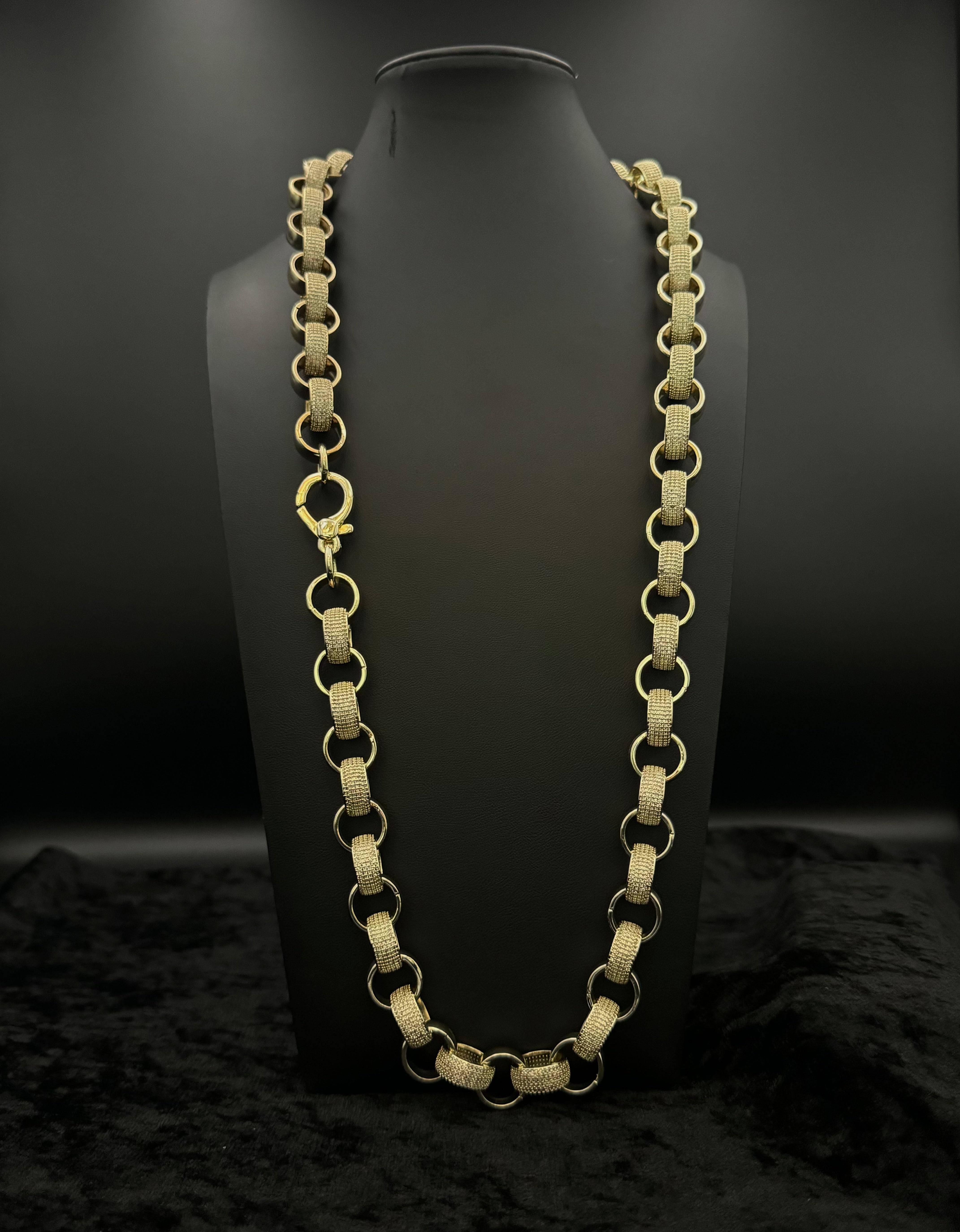 Belcher chain with diamonds discount